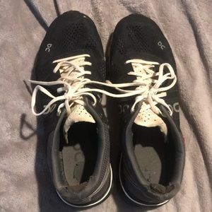OnCloud Tennis shoes